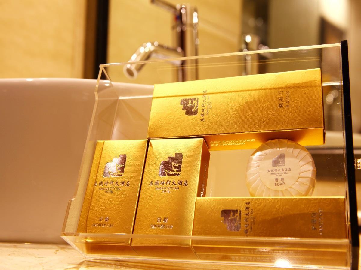 Mingcheng Times Hotel Chengdu Exterior photo