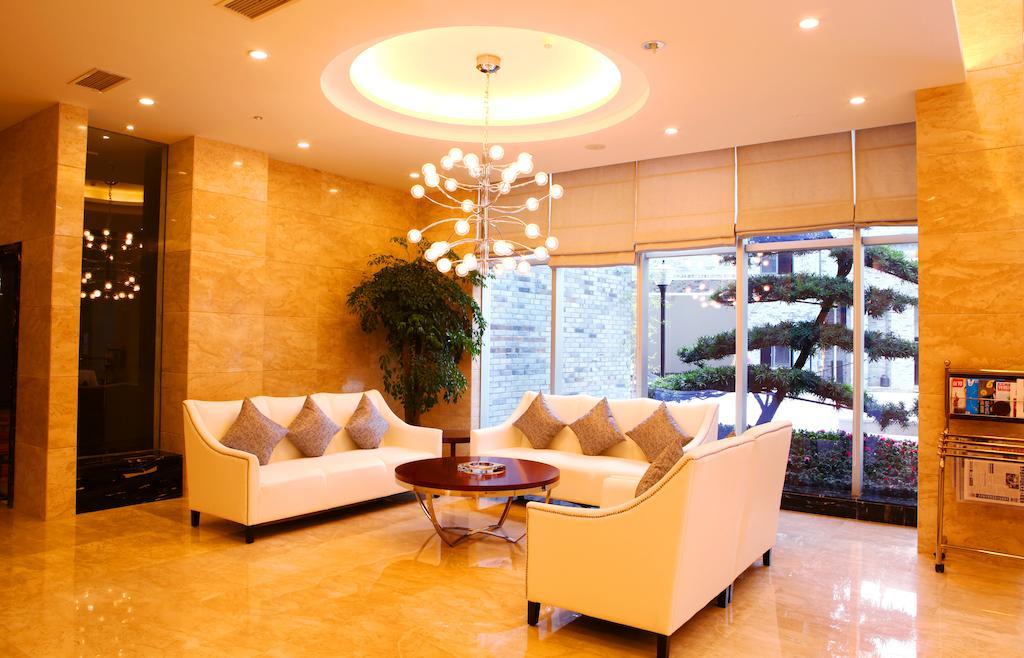 Mingcheng Times Hotel Chengdu Exterior photo