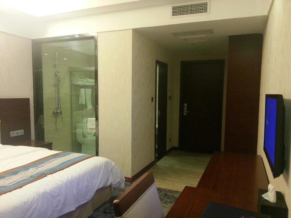 Mingcheng Times Hotel Chengdu Exterior photo
